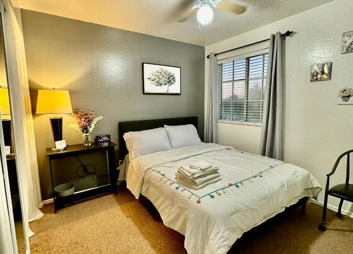 Cozy Private Room With Shared Bathroom Inside A House Phoenix